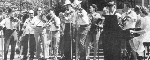 http://pnwfolklore.org/NWFolklife-OldTimeFiddlers-PlazaOfStates-5.72.jpg