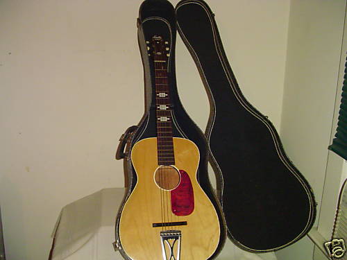 http://www.guitar-museum.com/uploads/guitar/151/150297593686-1.jpg